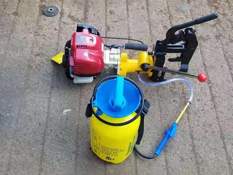 NZG-31型内(nèi)燃鋼軌鑽(zuan)孔機