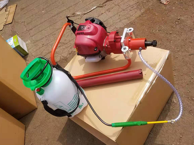 NLQ-45型内燃(rán)砼枕螺栓鑽取機(ji)