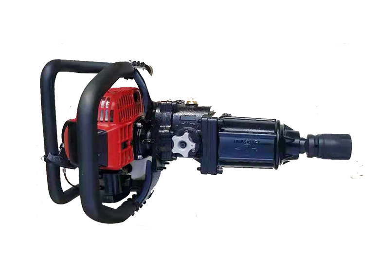NLB-550型手(shou)提式内(nèi)燃螺栓(shuan)扳手